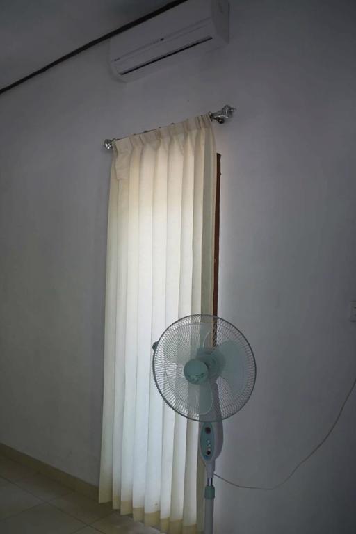 אמד Taman Sandat מראה חיצוני תמונה
